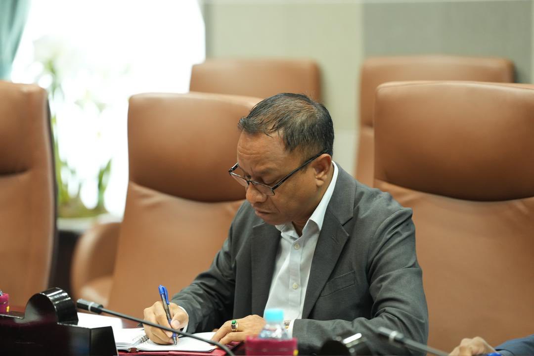 𝐒𝐎𝐑𝐔𝐌𝐔𝐓𝐔 𝐊𝐎𝐍𝐒𝐄𝐋𝐋𝐔 𝐌𝐈𝐍𝐈𝐒𝐓𝐑𝐔𝐒